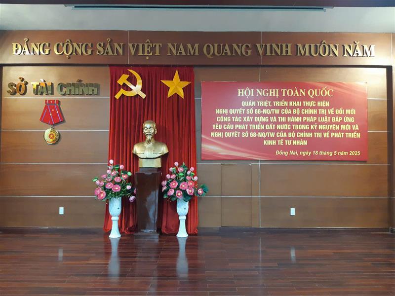 Hội nghị 1_800_20052025212555.jpg